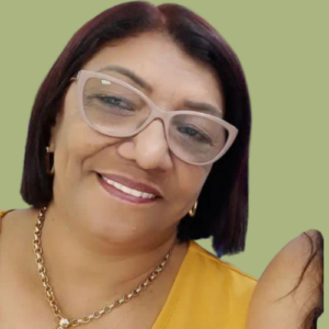 Secretária Executiva - Marly de Oliveira Campos