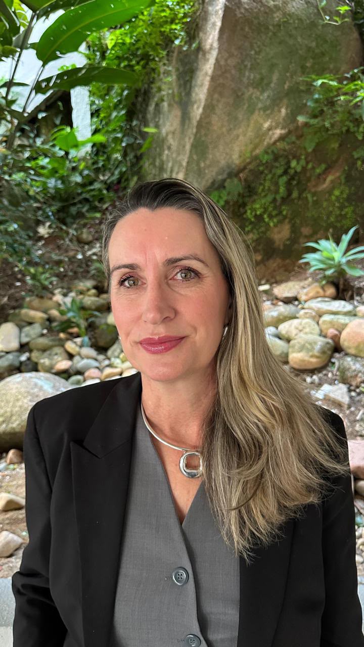 Secretária Executiva - Eliane Fronza Zucoloto